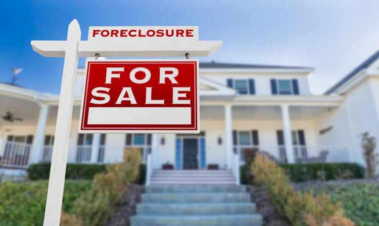 Financial Stress and Housing Market